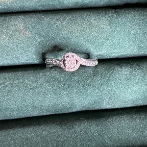 Cubic zirconia ring